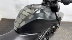 (23MY) Honda CB125R